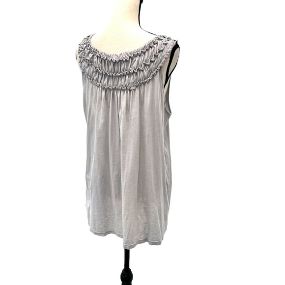 ANTHROPOLOGIE TEE PARTY LIGHT GRAY RUFFLED ELASTIC NECK LOOSE FIT TANK TOP - Picture 7 of 14